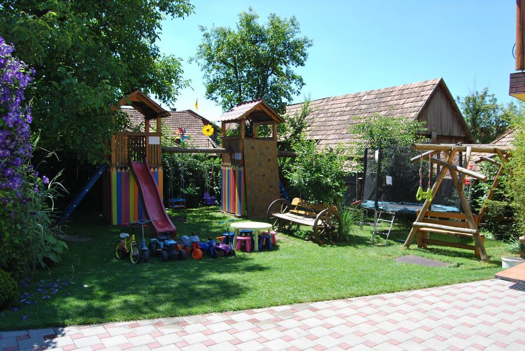Pensiunea Soare Si Luna Praid Exterior photo